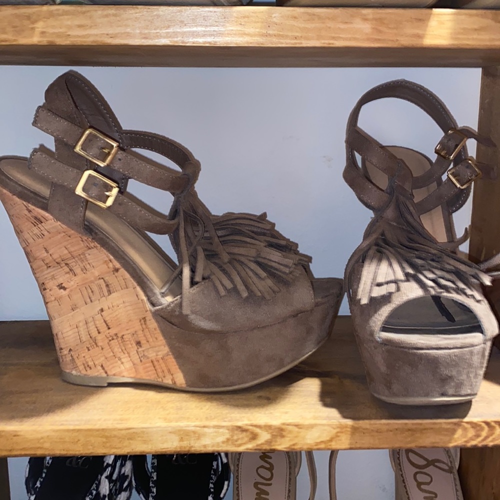 Fringe Wedge cork/Suede like Heel
